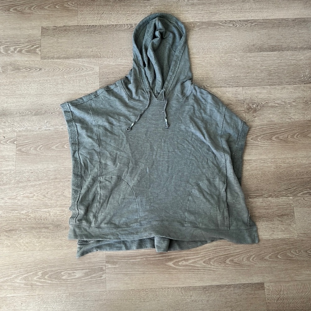 Anthropologie green short sleeve hoodie